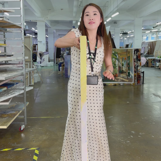 Workshop video showing Sunflowers in Golden Light turning from its side profile to a complete frontal view