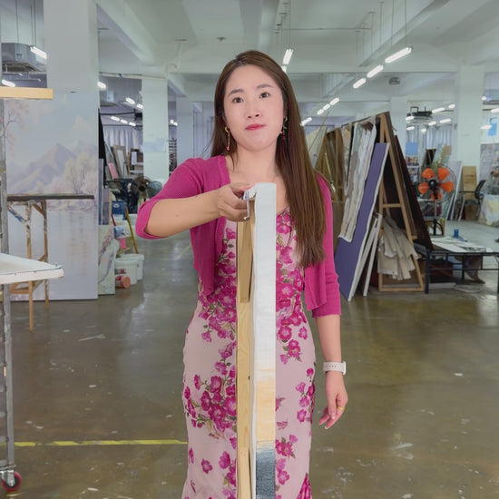 Workshop video showing Golden Summit turning from a narrow side profile to a complete frontal view