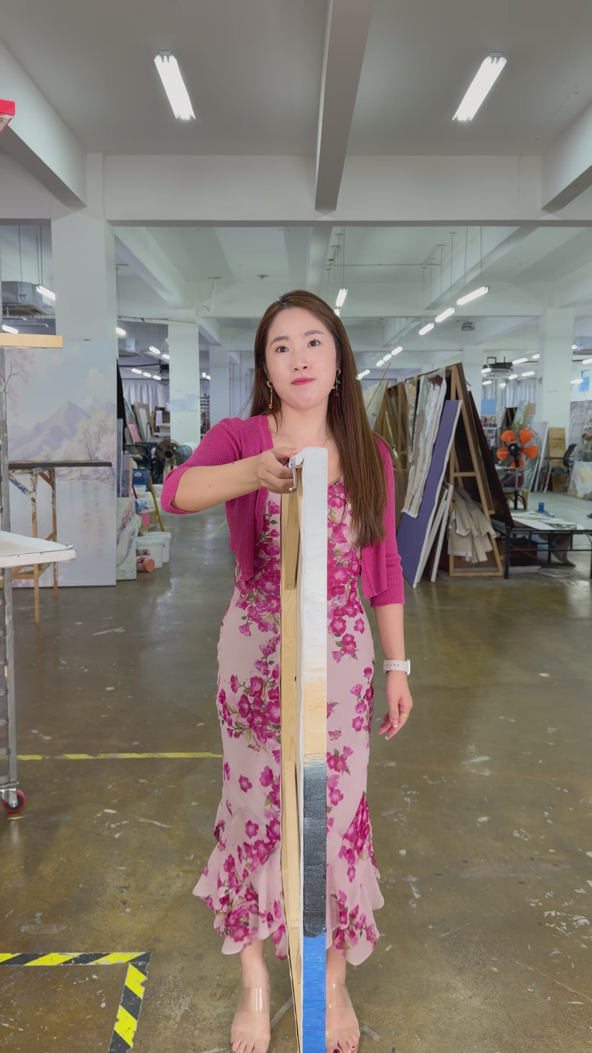 Workshop video showing Golden Summit turning from a narrow side profile to a complete frontal view
