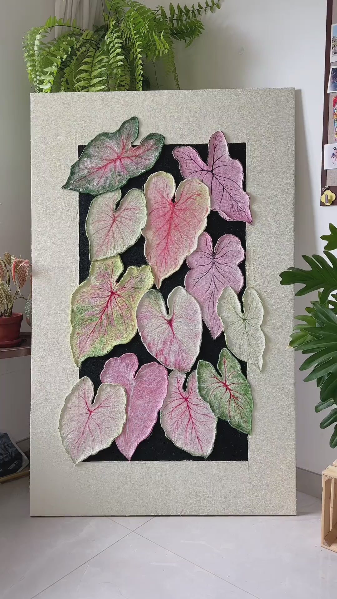 Real workshop footage of caladium leaf painting, showing relief application, colour blending, fine vein lines and the finished artwork